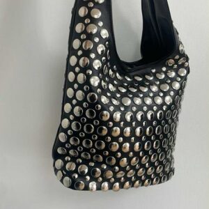 Sac épaule clouté