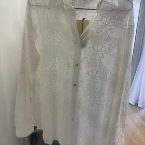 Chemise en coton brodé